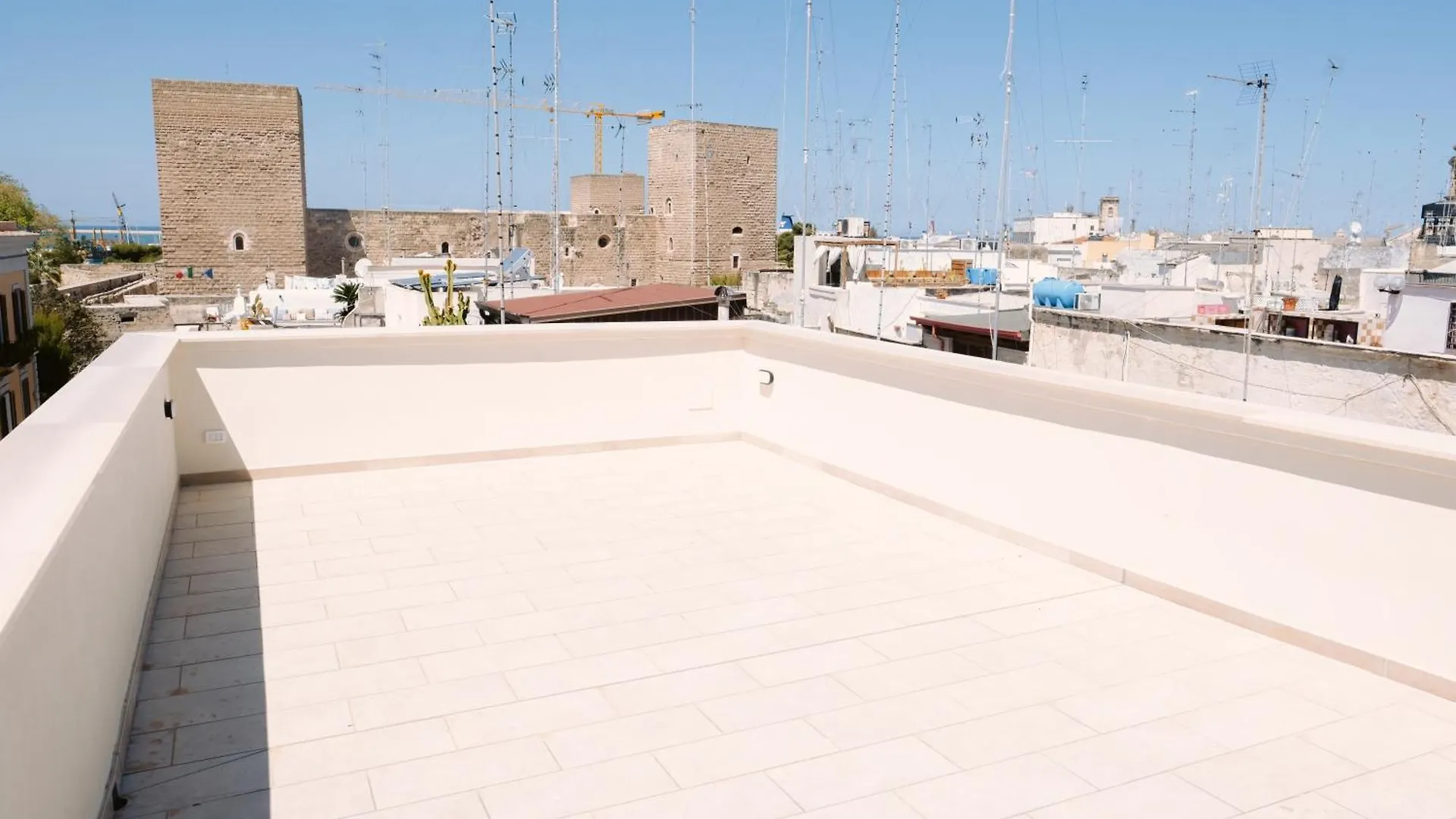 Casa Antonia - Terrace & Suites Bari Apartament